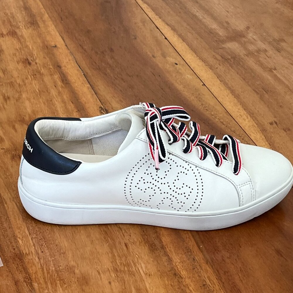 Tory Burch Leigh T-Logo Sneaker